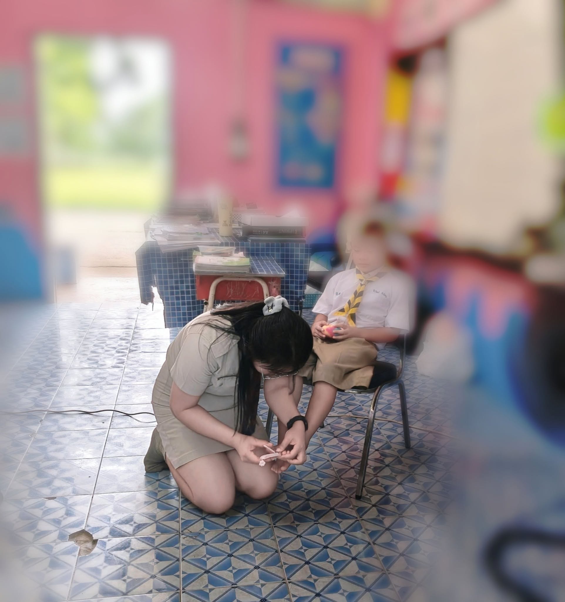 แจกวาร์ป ครูออย ตระกูลศรี
